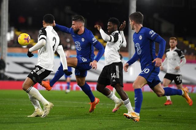 维拉客场4-3逆转布莱顿，终结其英超主场不败纪录，升至第三名。