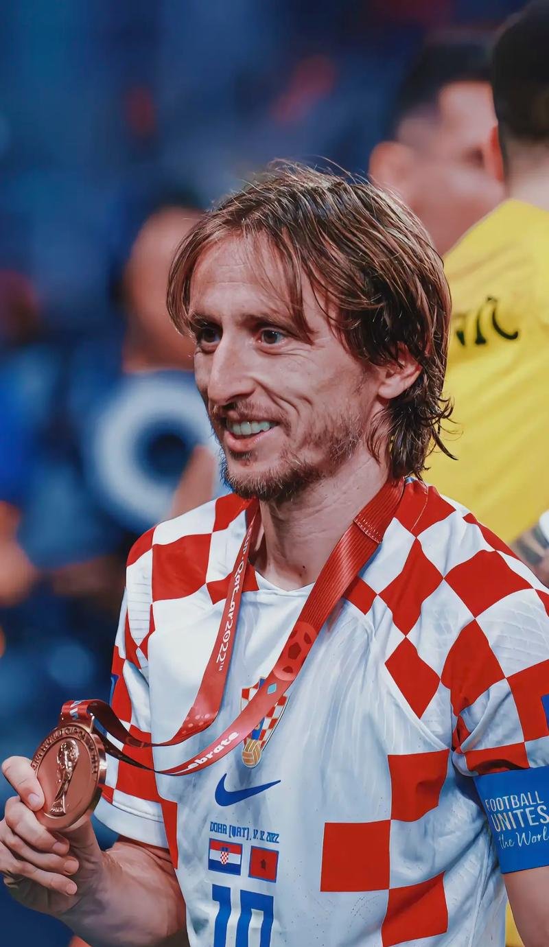 马尔蒂尼：希望意大利进世界杯；不会去米兰以外的任何俱乐部