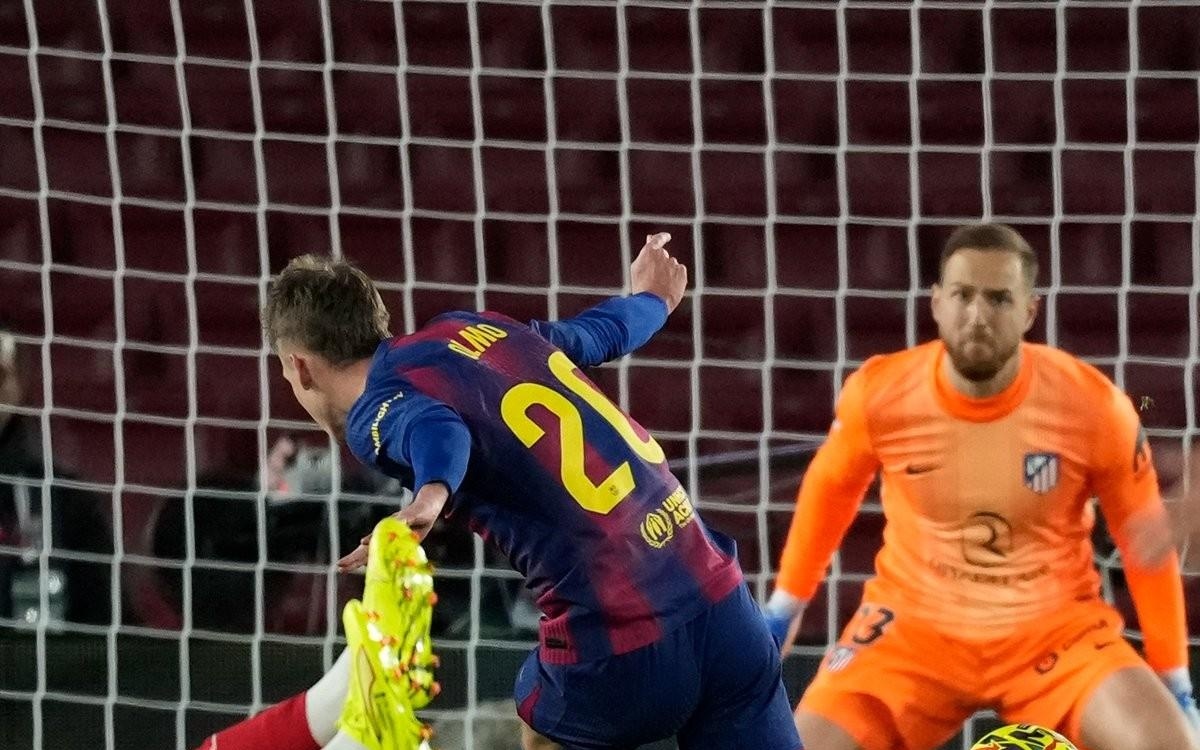 拜仁在联赛71次战胜斯图加特，创造德甲最多胜场纪录