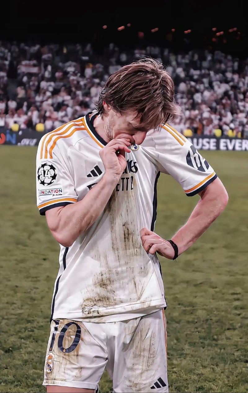 体坛记者：瓦科去留可能性相同，有西亚、东南亚球队有意签他